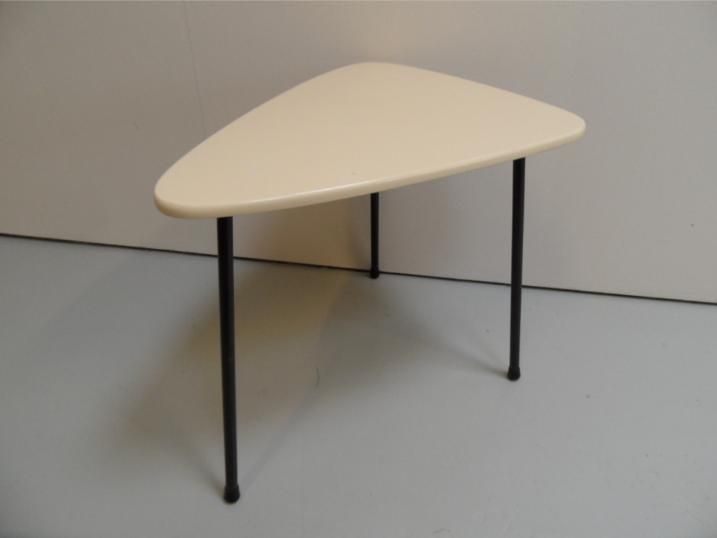 Vintage bijzettafel wit