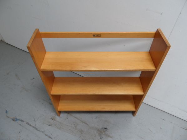 Vintage open boekenkastje