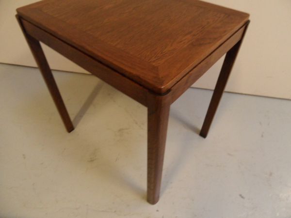 Art Deco sidetable