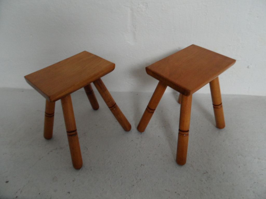 Vintage set van 2 tafeltjes/krukjes