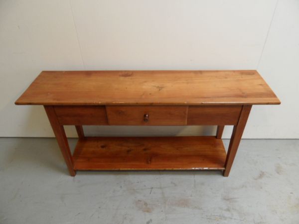 Franse kersenhouten sidetable