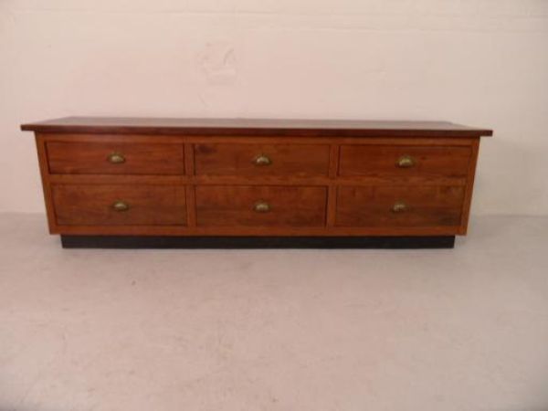 Vintage dressoir