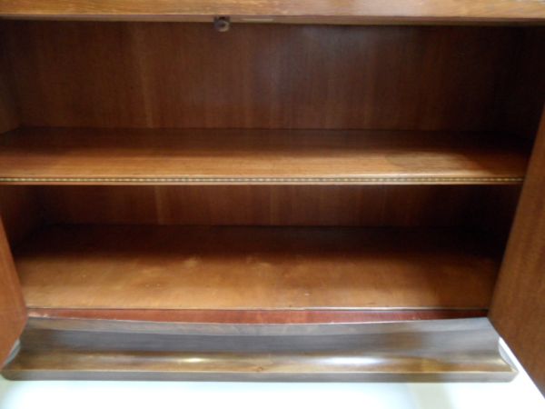 Art Deco vitrinekast