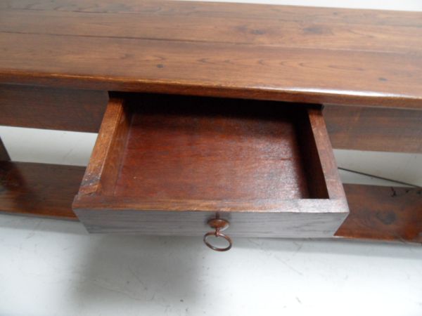 Antique sidetable