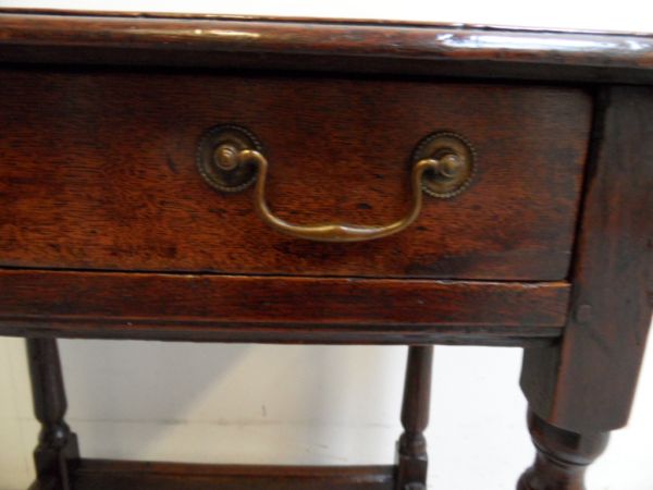 oak sidetable